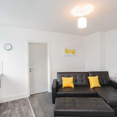 Cherry Property - Hornby Road Blackpool Luaran gambar