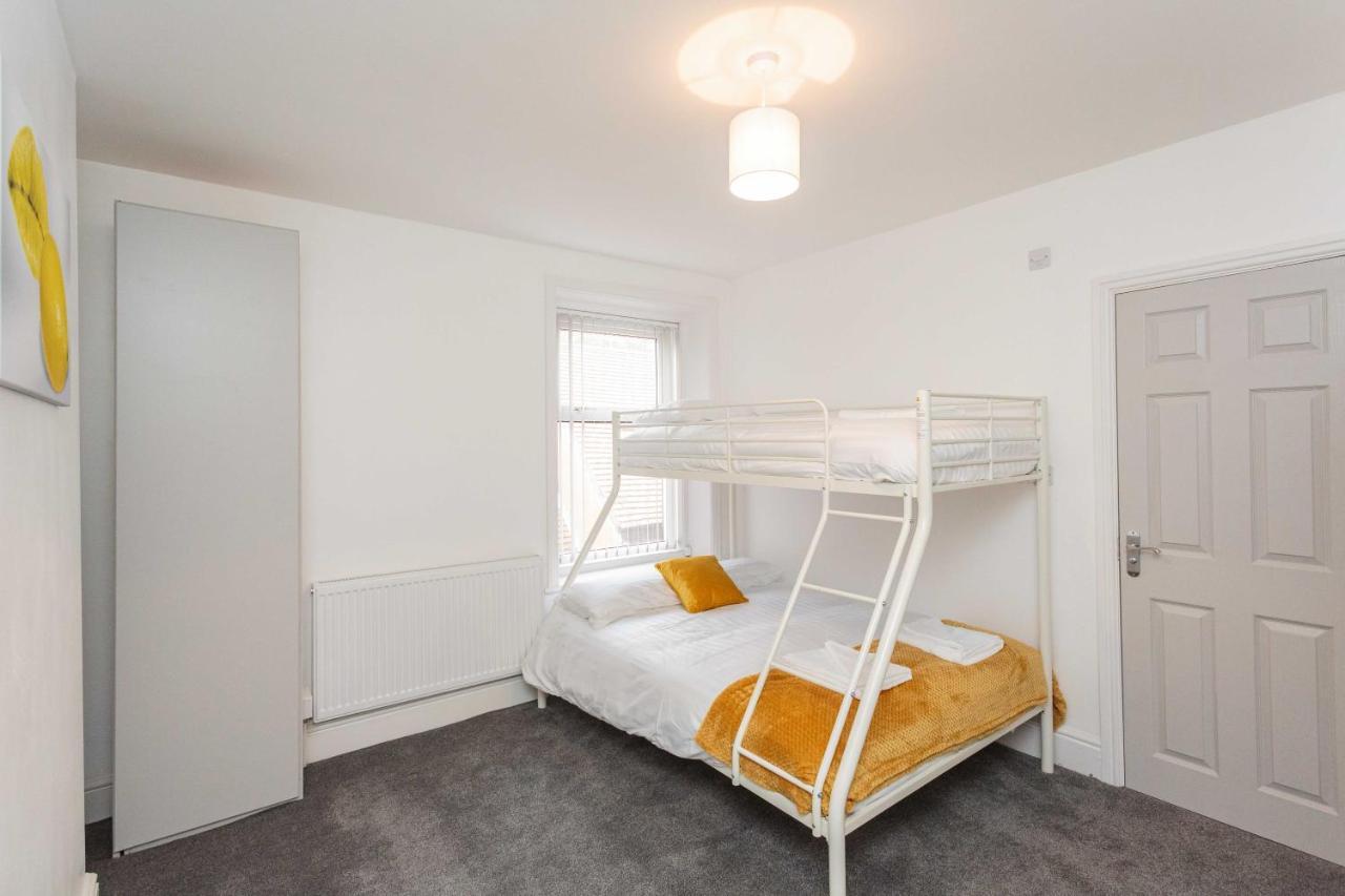Cherry Property - Hornby Road Blackpool Bilik gambar
