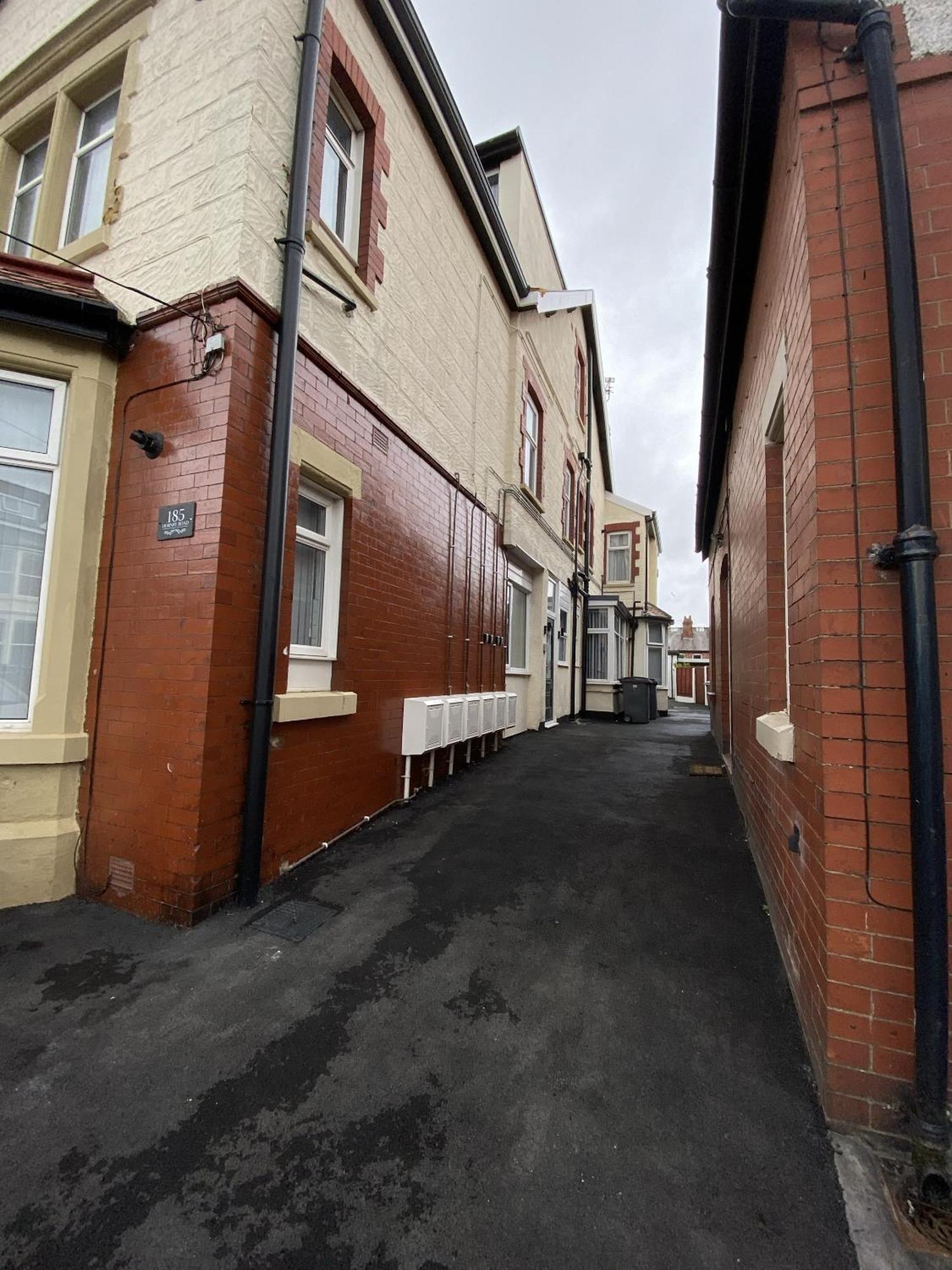 Cherry Property - Hornby Road Blackpool Bilik gambar