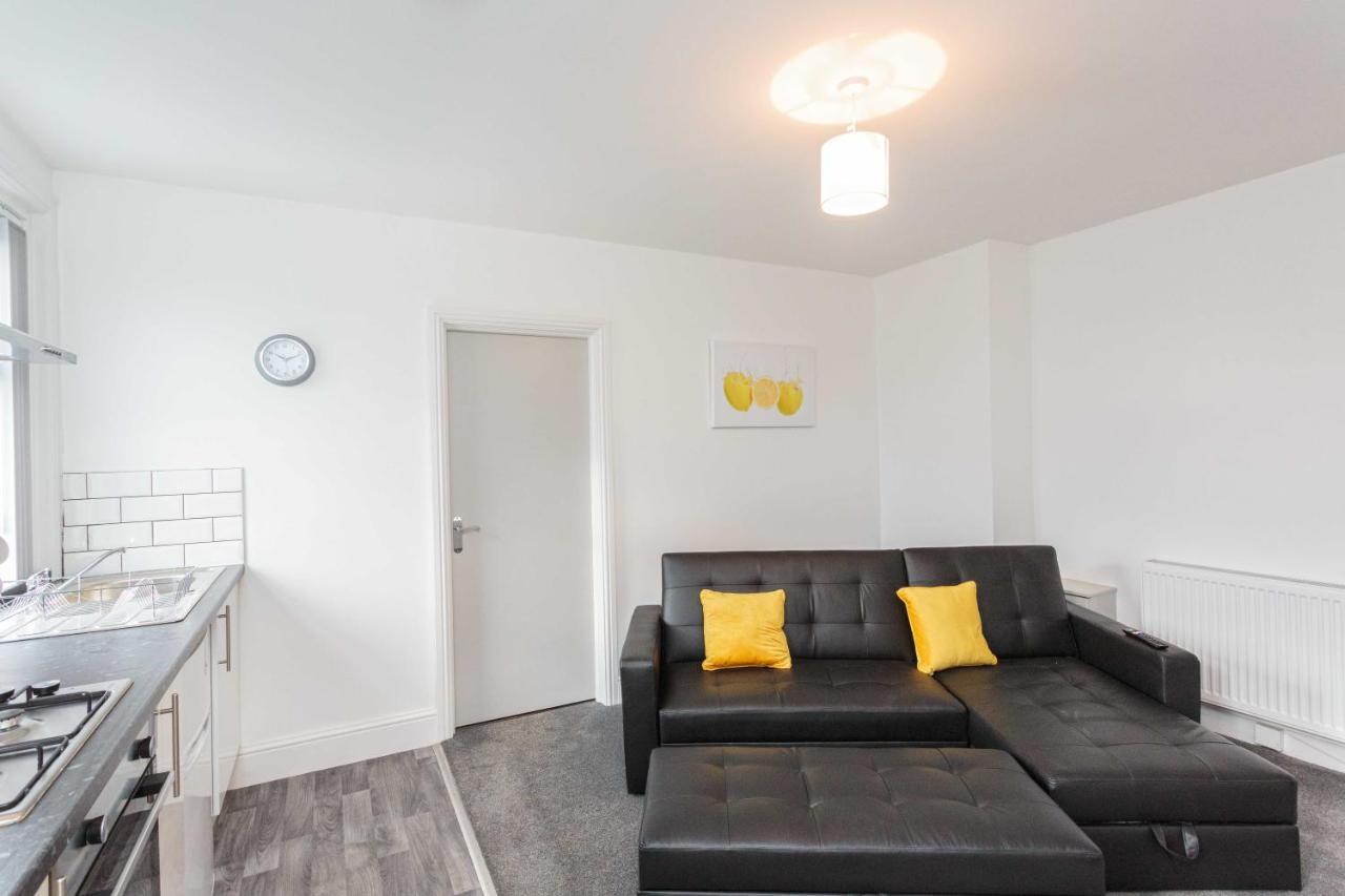 Cherry Property - Hornby Road Blackpool Luaran gambar
